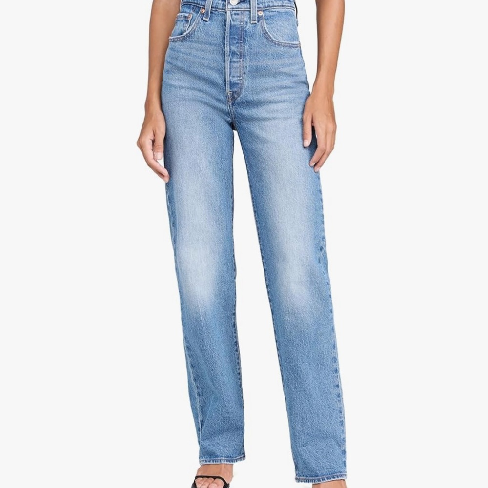 Levi's Light Blue Ribcage Straight Leg Women's Jeans